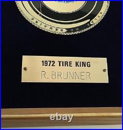 Vintage 1972 Standard Oil Atlas Goldenaire Radial Tire King Award Plaque