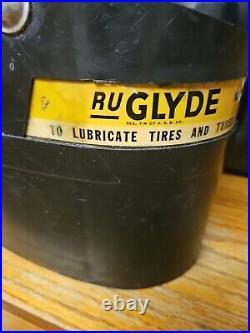 Vintage NAPA Balkamp RuGlyde RU GLYDE Rubber Tire Clean & Lubricate Garage Tool
